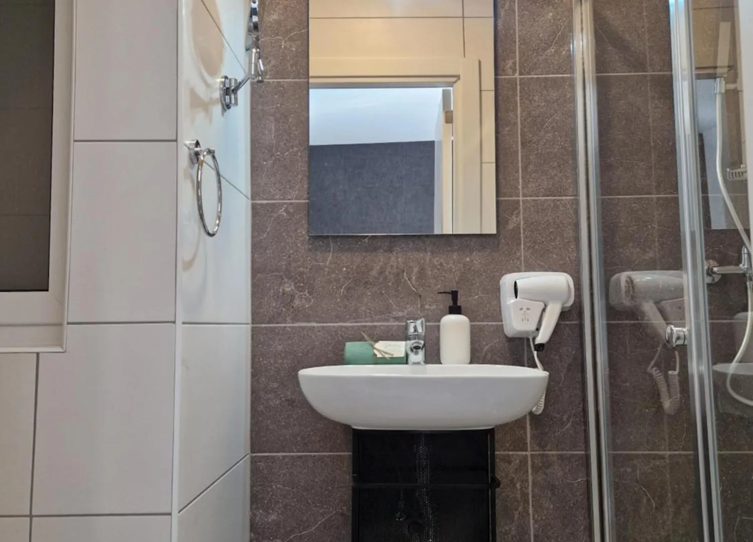 Korzo Suites Gzira Aparthotel